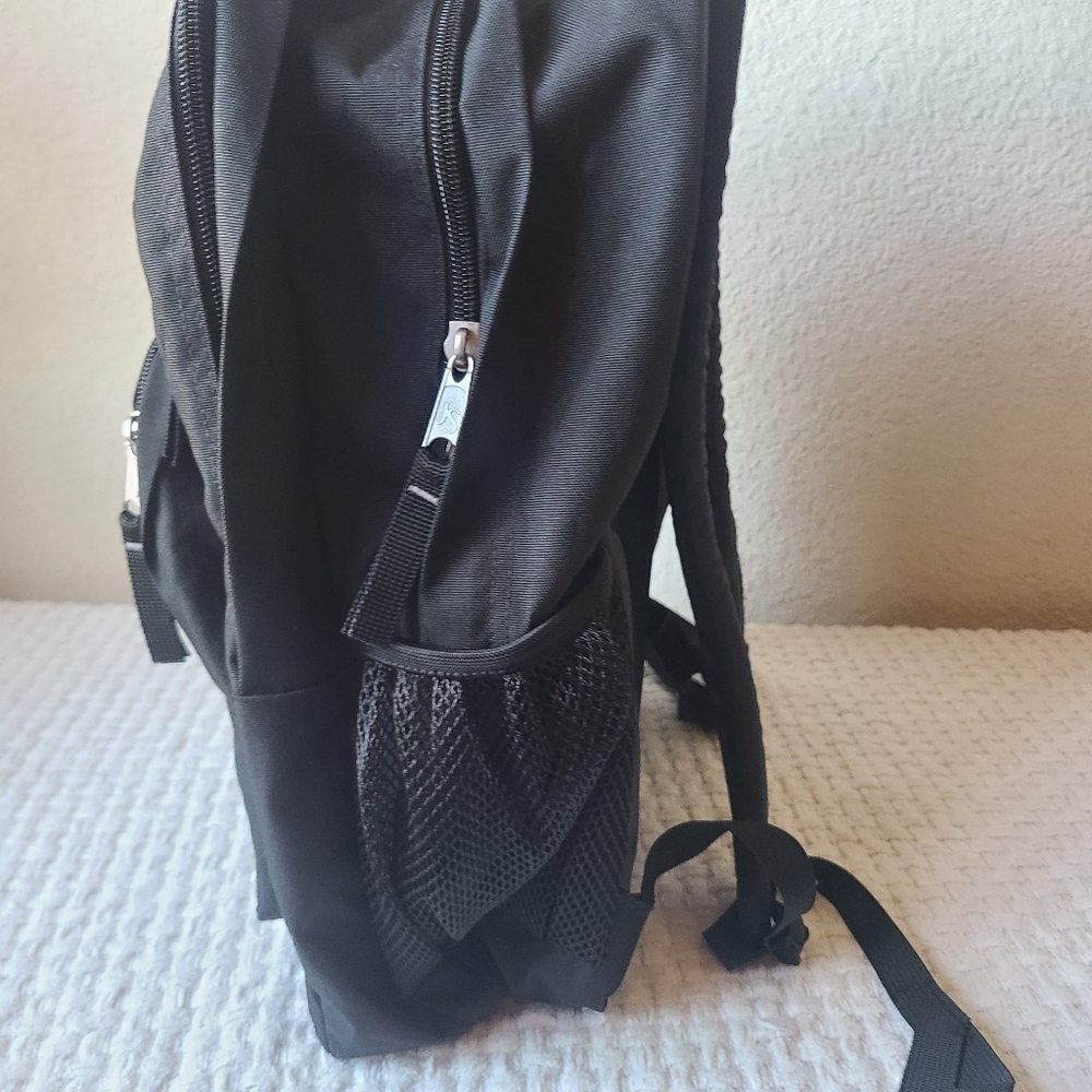 JanSport Classic Black Backpack - Picture 5 of 16